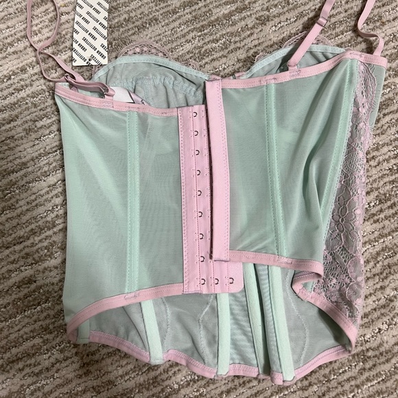 Out from Under Corset - Picture 3 of 4